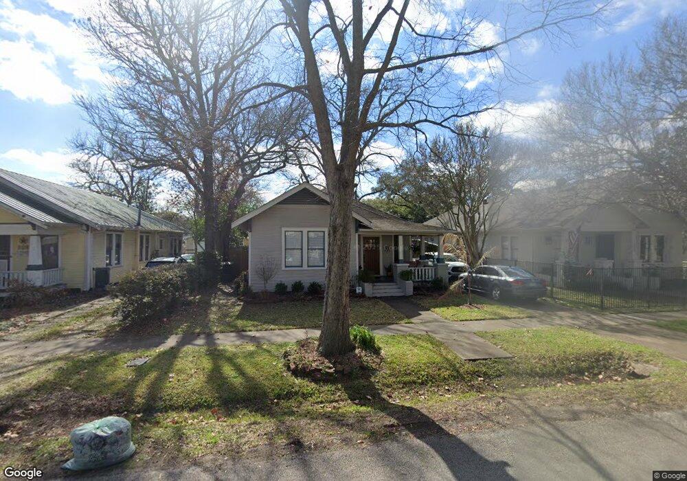 702 E 12th 1/2 St, Houston, TX 77008 - photo 1