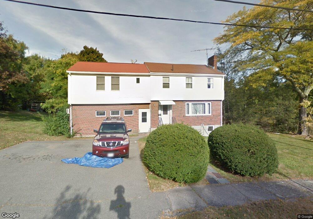 11 Hills View Rd, Milton, MA 02186 - photo 1