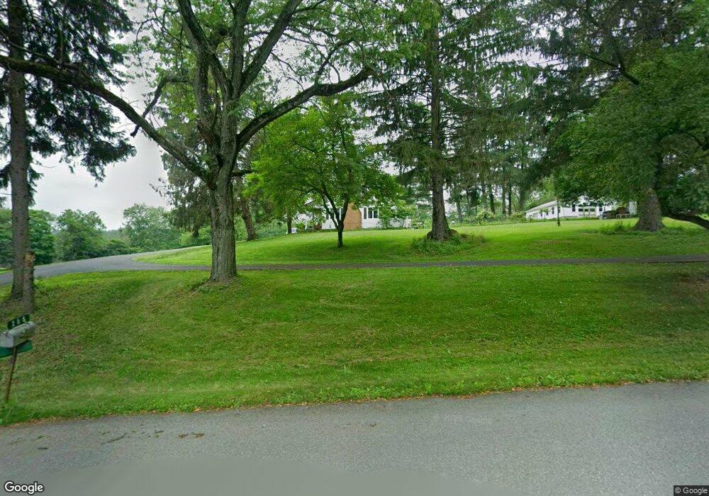 255 Hatch Gravel Rd, Bath, PA 18014 - photo 1