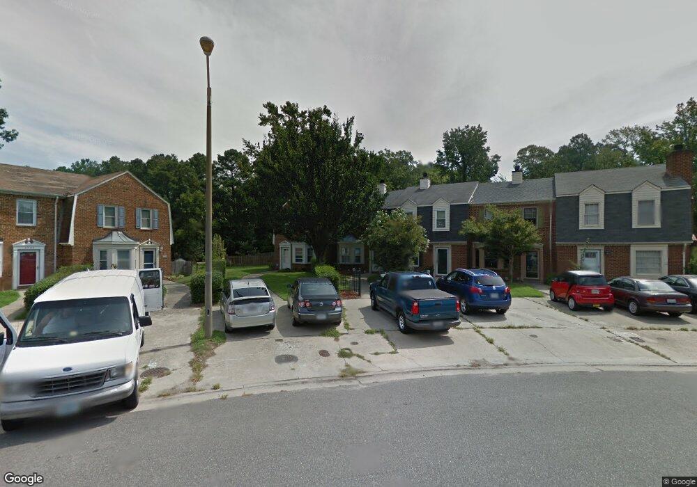 5719 Rivermill Cir, Portsmouth, VA 23703 - photo 1