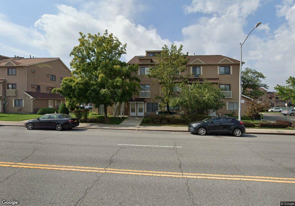 49 Gardenia Ln unit A, Staten Island, NY 10314 - photo 1