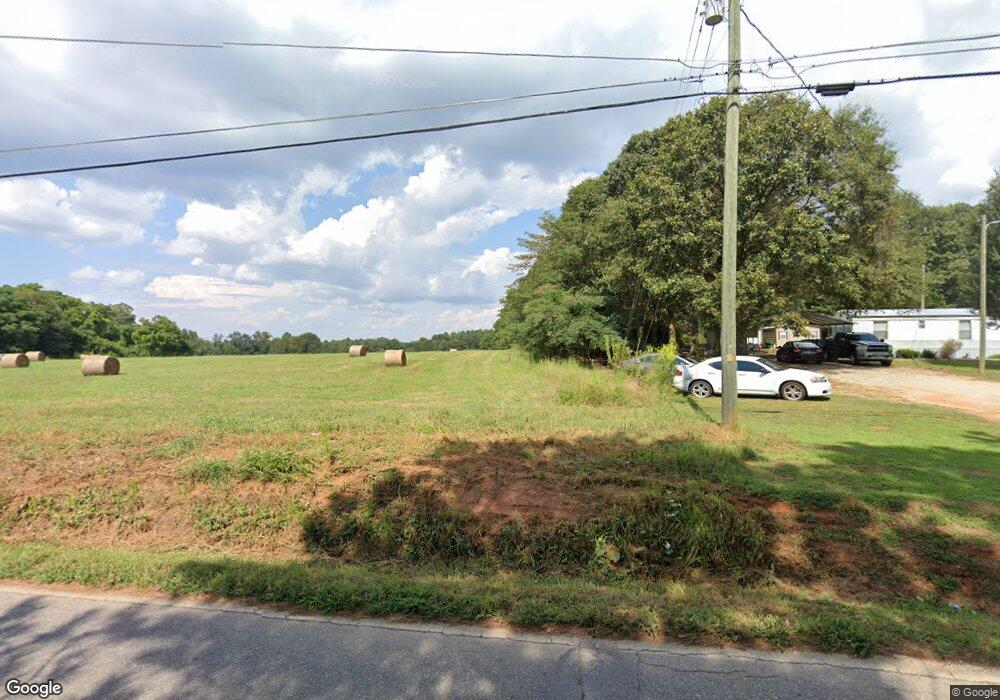 270 Monique Dr, Hartwell, GA 30643 - photo 1