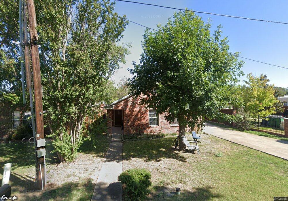 304 E Maple St, Celina, TX 75009 - photo 1