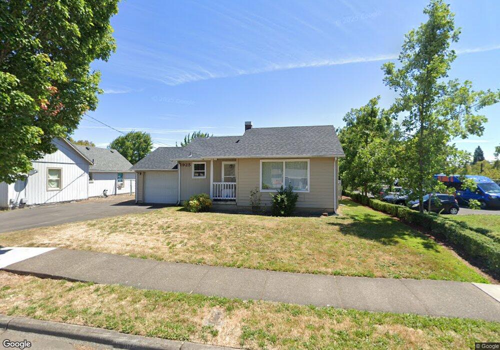 1925 Maple St, Forest Grove, OR 97116 - photo 1