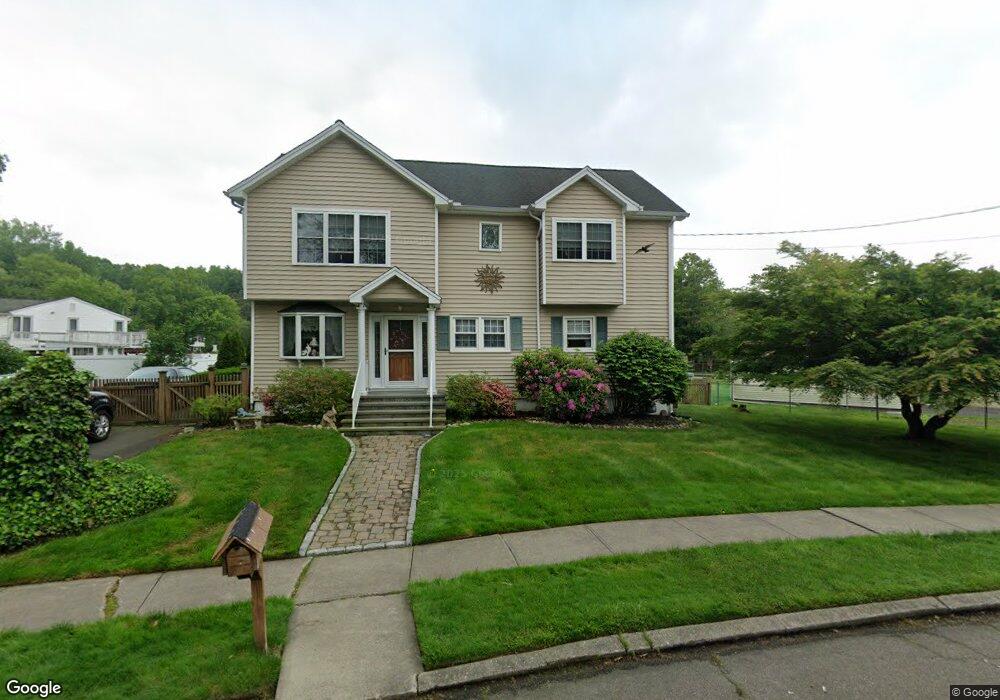 13 Whitney Ln, West Haven, CT 06516 - photo 1