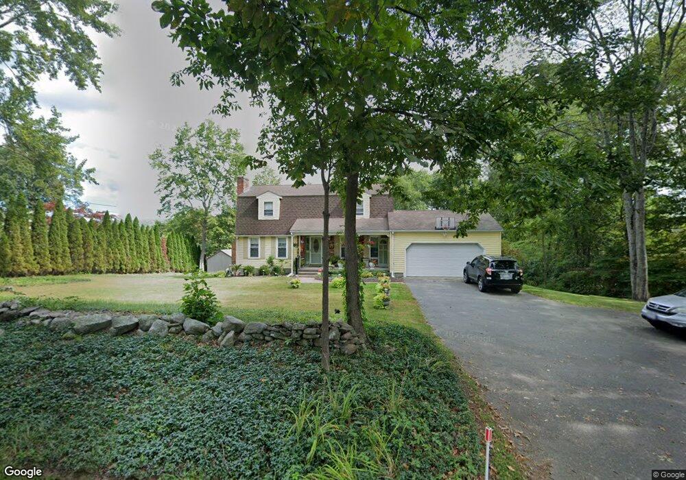 800 Lyon St, Ludlow, MA 01056 - photo 1