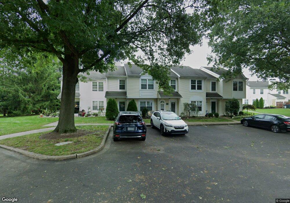 6300 Rolling Hill Dr, North Wales, PA 19454 - photo 1