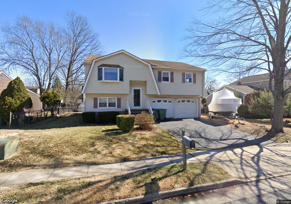 77 Spruce St, Edison, NJ 08837 - photo 1