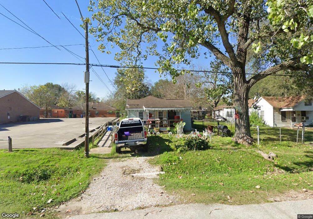 4417 Leffingwell St, Houston, TX 77026 - photo 1