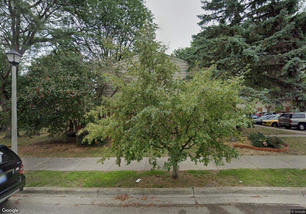 927 Vincent Ct unit 37, Lansing, MI 48910 - photo 1