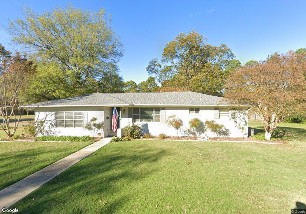 910 W 16th St, Stuttgart, AR 72160 - photo 1