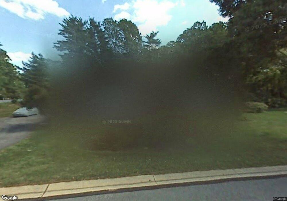 916 Saint Andrews Dr, Malvern, PA 19355 - photo 1