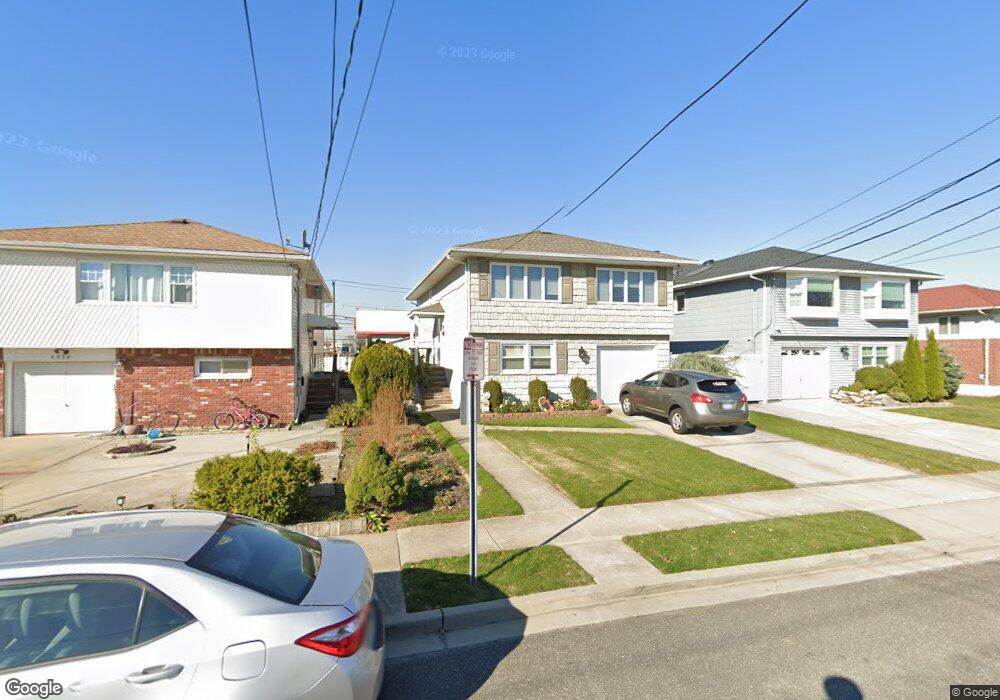 4354 Broadway, Island Park, NY 11558 - photo 1