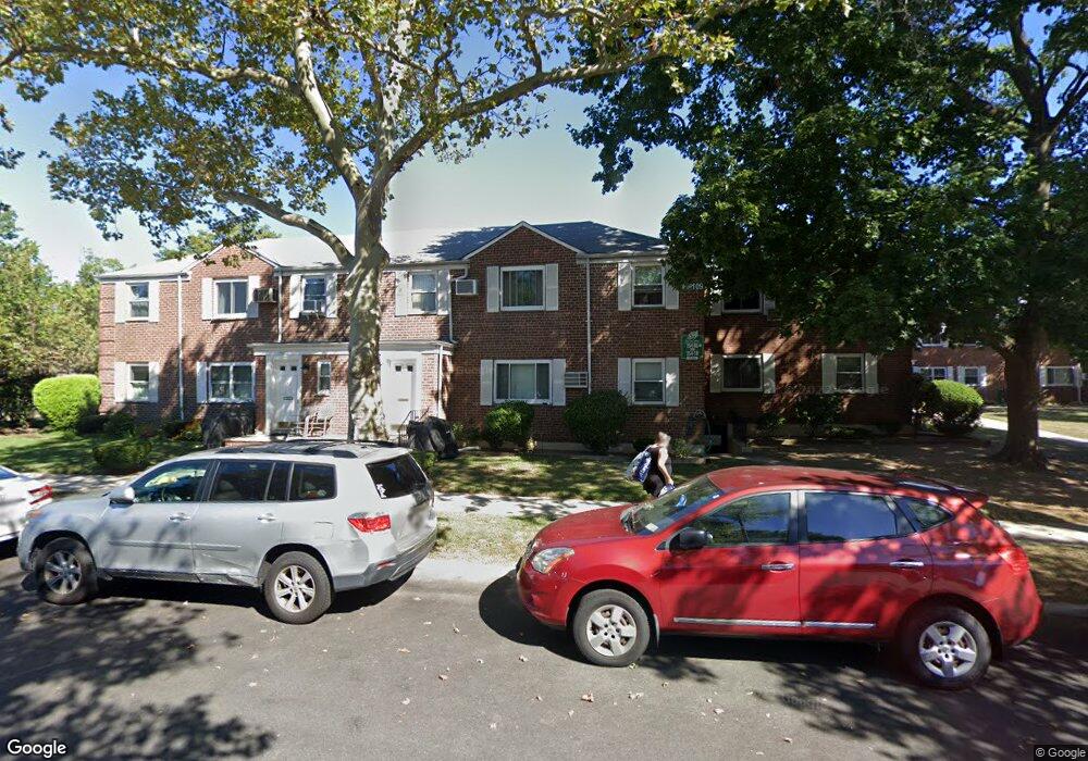 254-03 73rd Rd unit 2, Glen Oaks, NY 11004 - photo 1