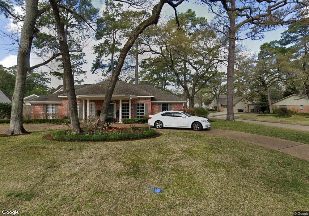 135 Plantation Rd, Houston, TX 77024 - photo 1