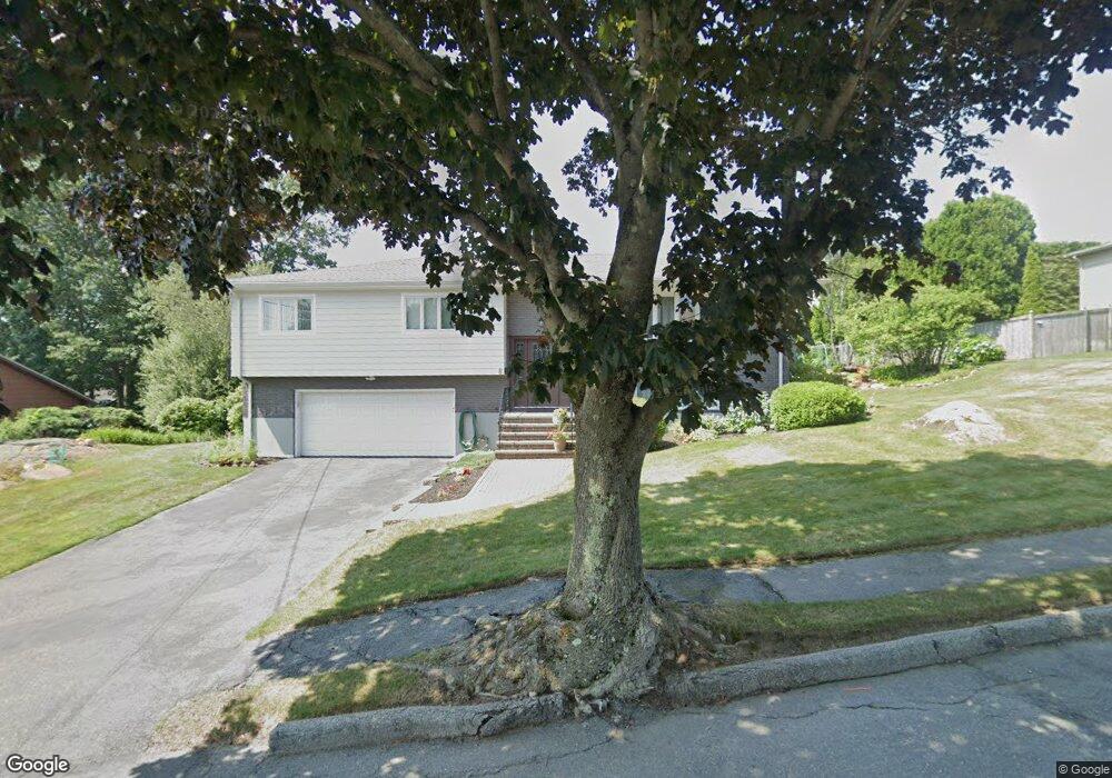 8 Gerald Rd, Marblehead, MA 01945 - photo 1