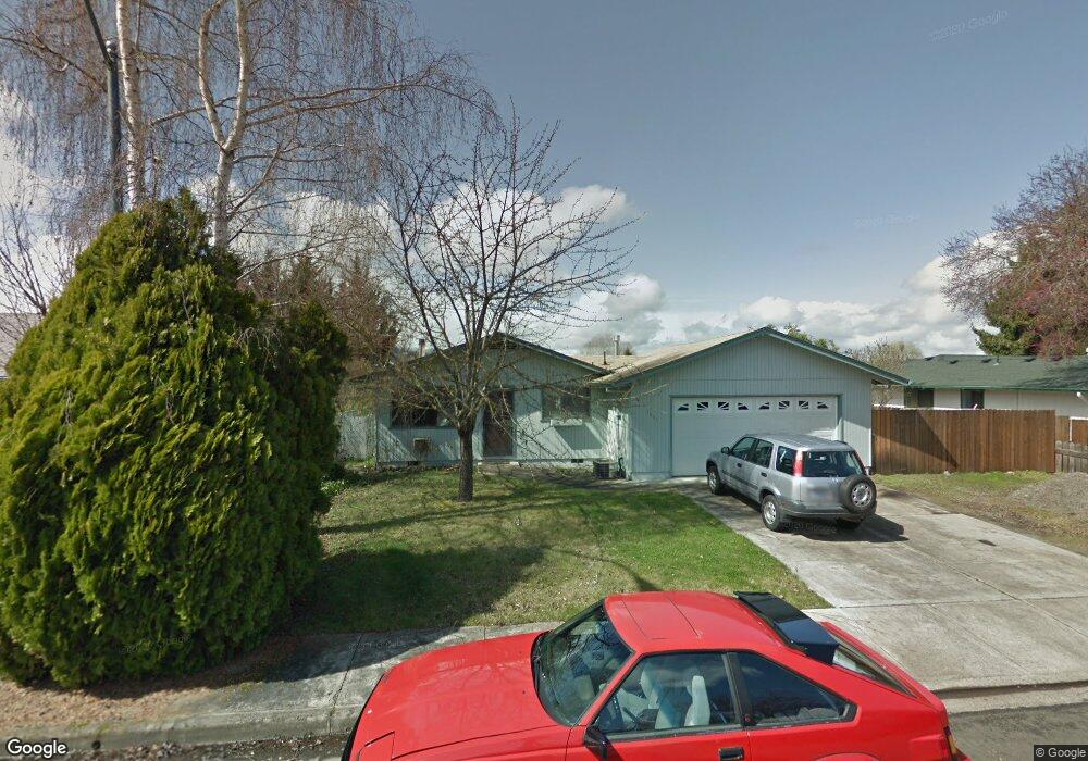 1801 Marys Way, Central Point, OR 97502 - photo 1