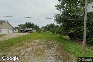 708 S Elm St, Sesser, IL 62884