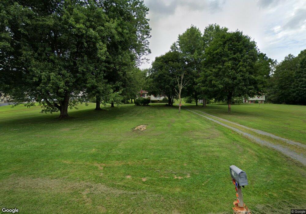 554 Pine Grove Rd, New Bloomfield, PA 17068 - photo 1