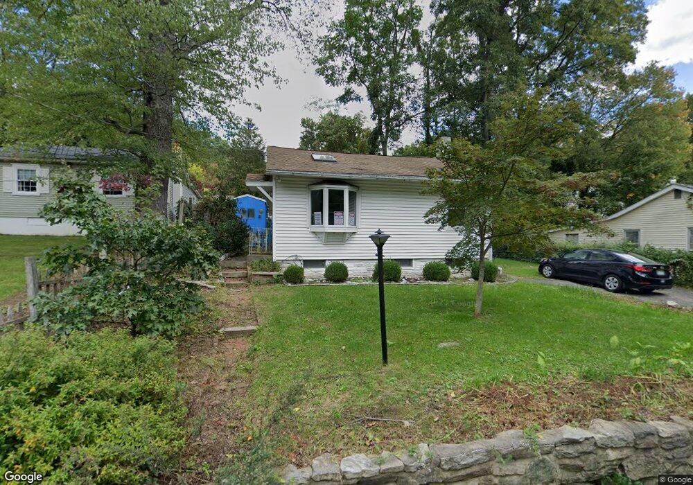 14 Elm Rd, Lake Peekskill, NY 10537 - photo 1