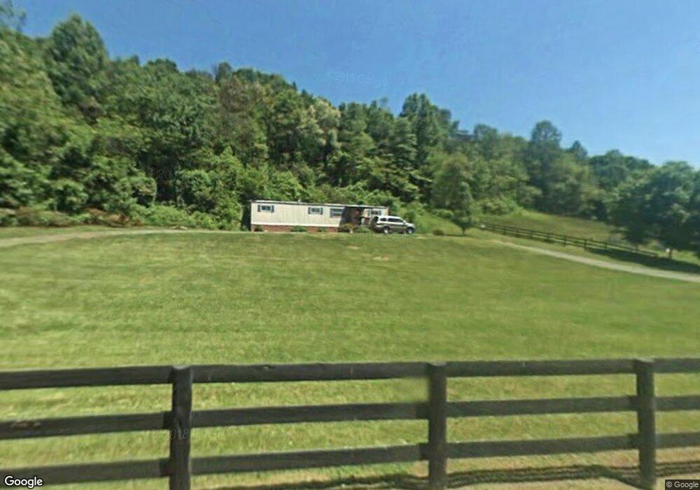 3944 Simmons Gap Rd, Free Union, VA 22940 - photo 1
