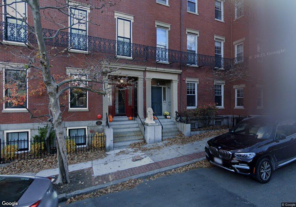 286 Bunker Hill St unit 3, Charlestown, MA 02129 - photo 1