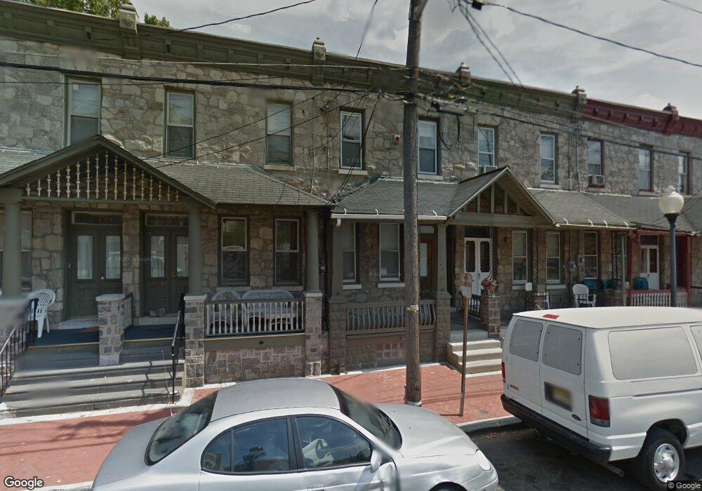 712 Washington St, Camden, NJ 08103 - photo 1