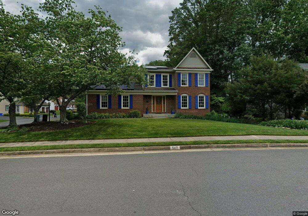 5317 Lindsay St, Fairfax, VA 22032 - photo 1