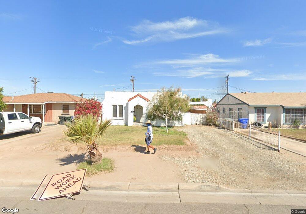 742 W Euclid Ave, El Centro, CA 92243 - photo 1