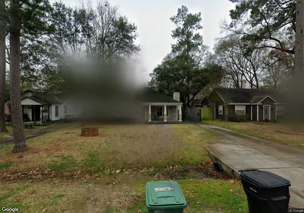 1555 Sue Barnett Dr, Houston, TX 77018 - photo 1