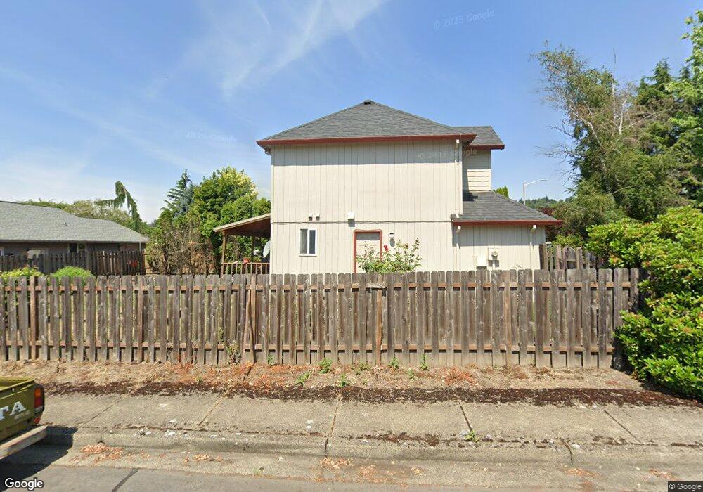 225 SW 11th St, Dundee, OR 97115 - photo 1