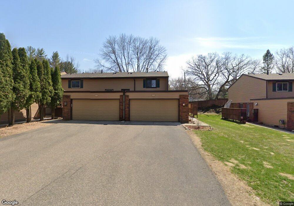 4789 Spring Cir, Minnetonka, MN 55345 - photo 1