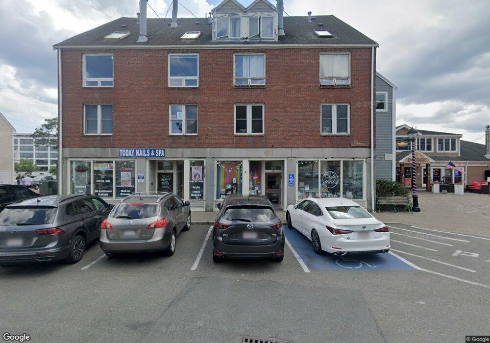 80 Wharf St unit 4, Salem, MA 01970 - photo 1