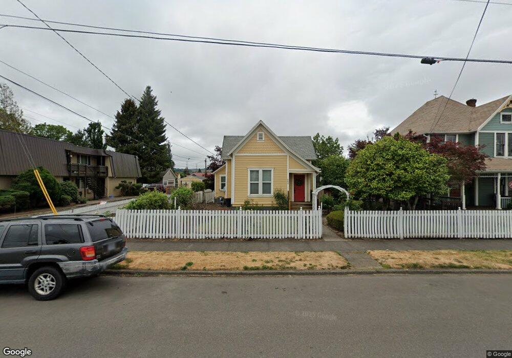 205 S College St, Newberg, OR 97132 - photo 1