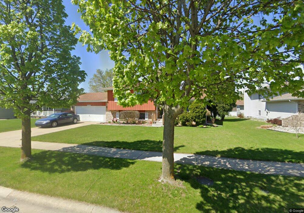 9808 Tyler St, Crown Point, IN 46307 - photo 1