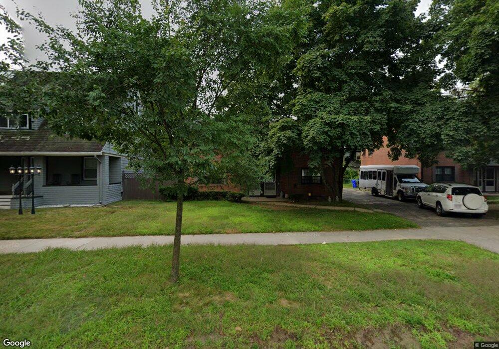 811 Sumner Ave unit 813, Springfield, MA 01108 - photo 1