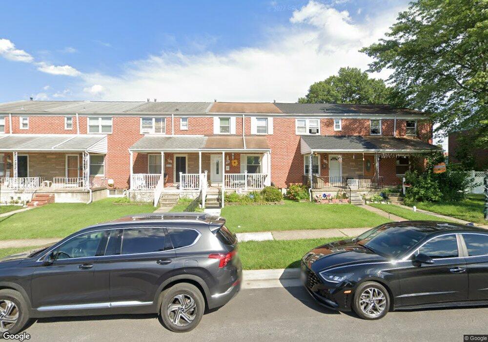 1029 Foxwood Ln, Essex, MD 21221 - photo 1