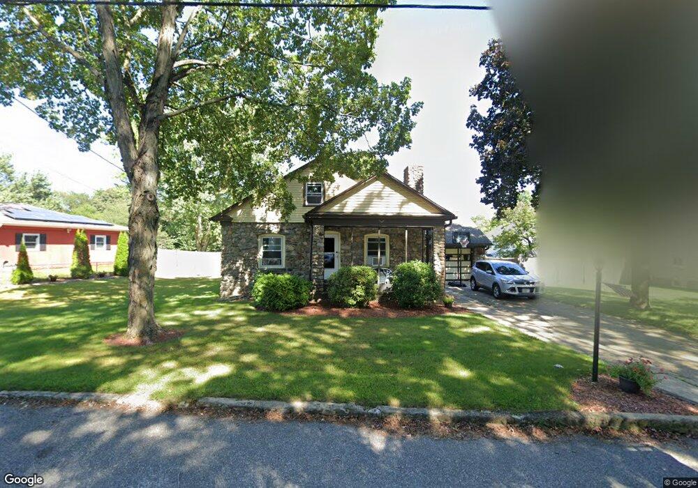 21 Brisson St, Bellingham, MA 02019 - photo 1