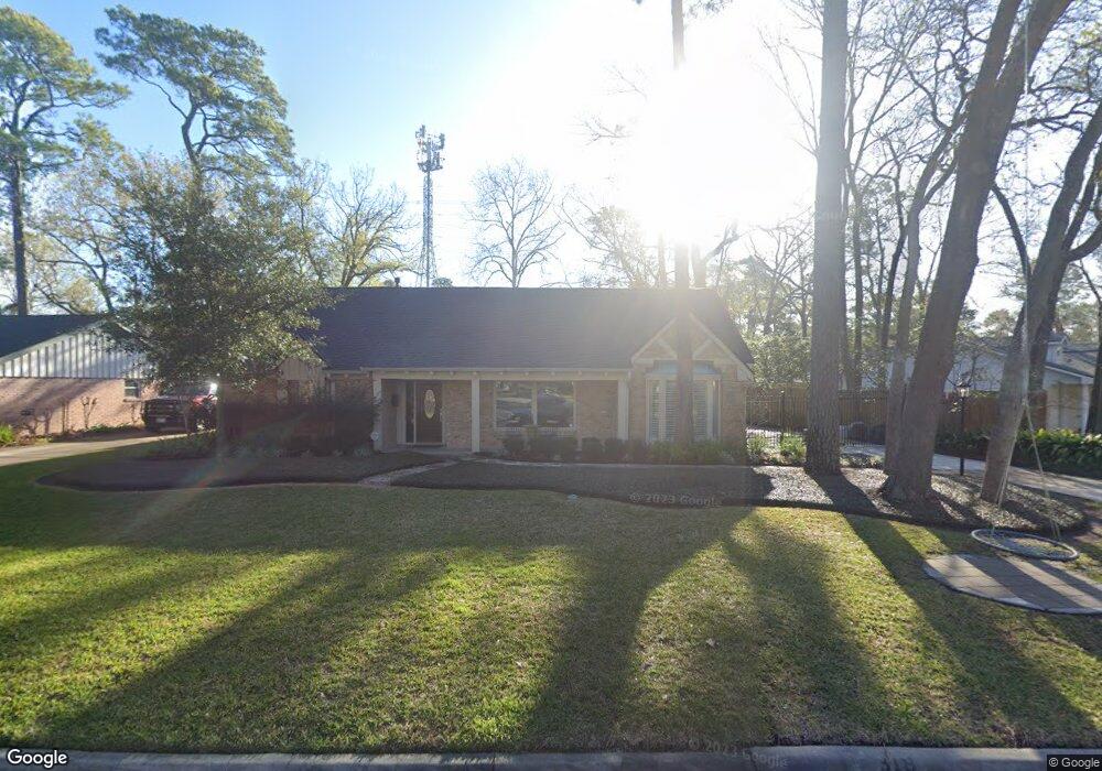 318 Wycliffe Dr, Houston, TX 77079 - photo 1