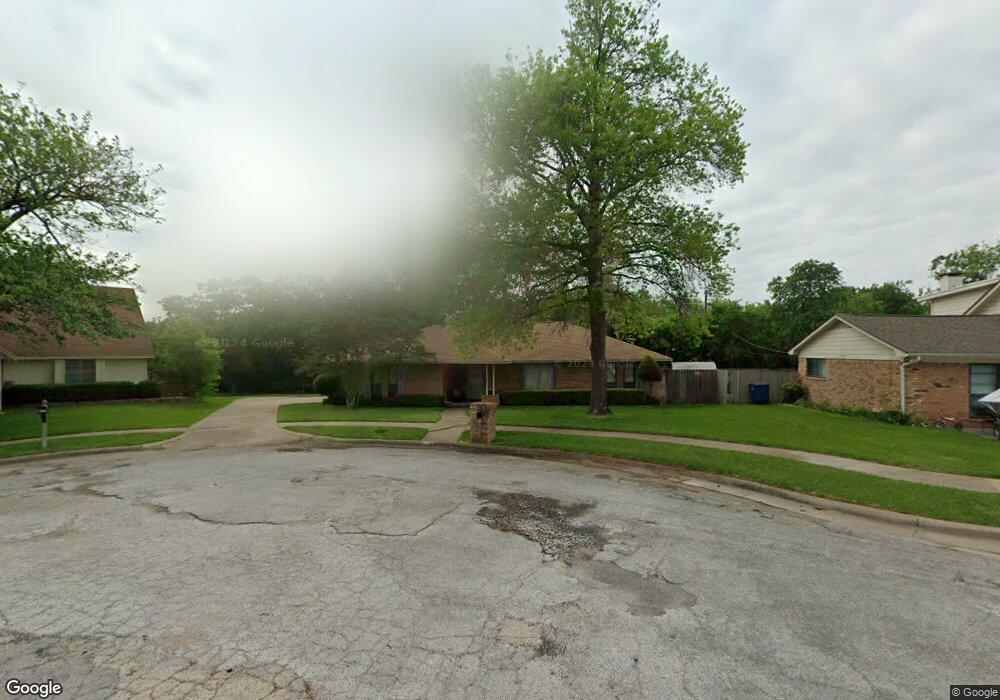 1103 Scarlet Oaks Cir, Ennis, TX 75119 - photo 1