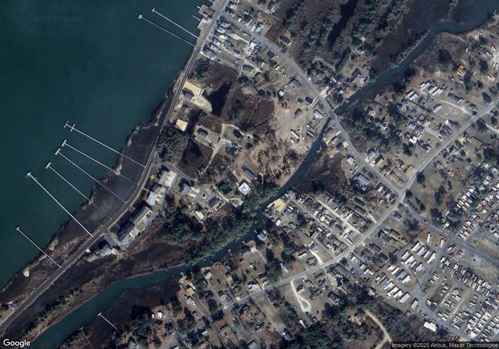 7521 Doe Bay Ln, Chincoteague Island, VA 23336 - photo 1