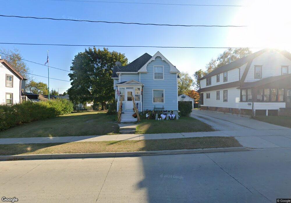 2003 14th St, Two Rivers, WI 54241 - photo 1