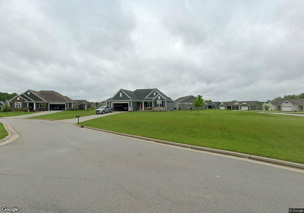 2500 Overview Ct, Slinger, WI 53086 - photo 1