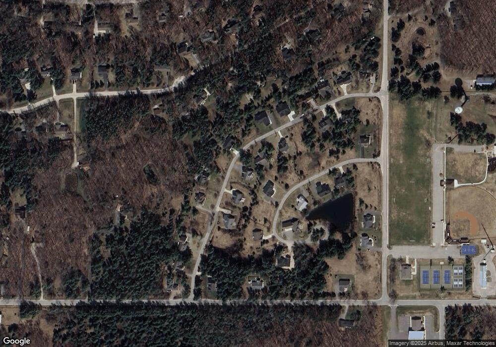 9122 Whippoorwill Ln, Charlevoix, MI 49720 - photo 1