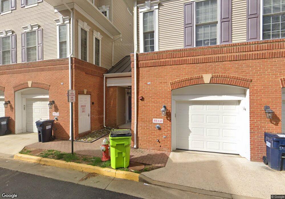 8930 Milford Haven Ct unit D, Lorton, VA 22079 - photo 1