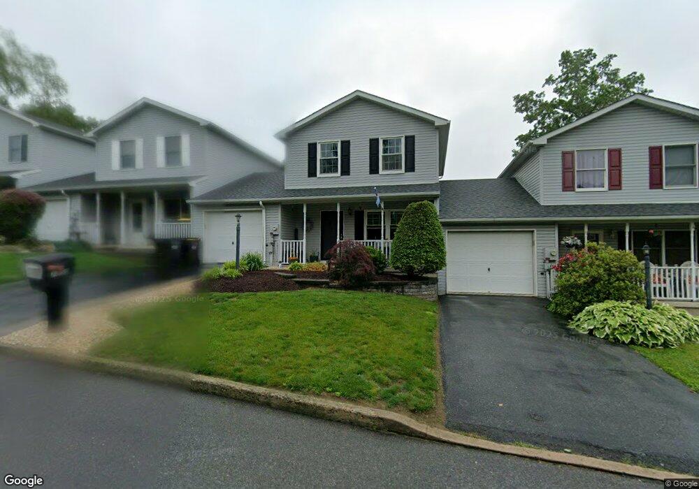 7353 E Hillcrest Ln, Slatington, PA 18080 - photo 1