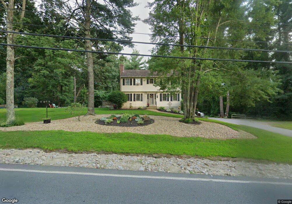 176 Robinson Rd, Hudson, NH 03051 - photo 1