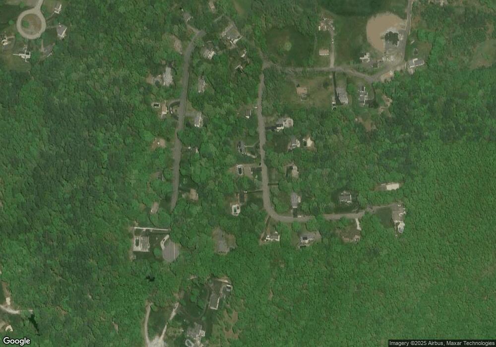 8 Rhonda Rheault Dr, Oxford, MA 01540 - photo 1