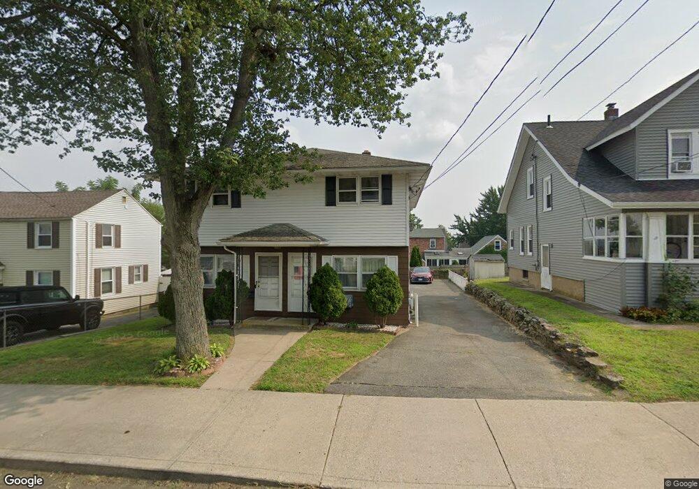 24 Greenwich St, Ludlow, MA 01056 - photo 1