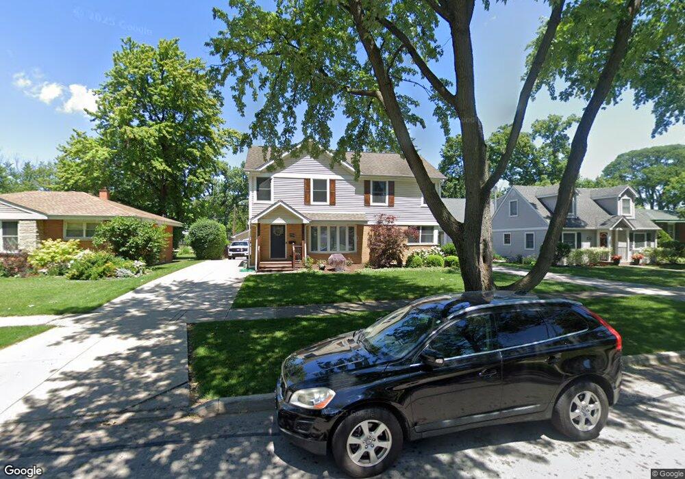 1754 E Forest Ave, Des Plaines, IL 60018 - photo 1